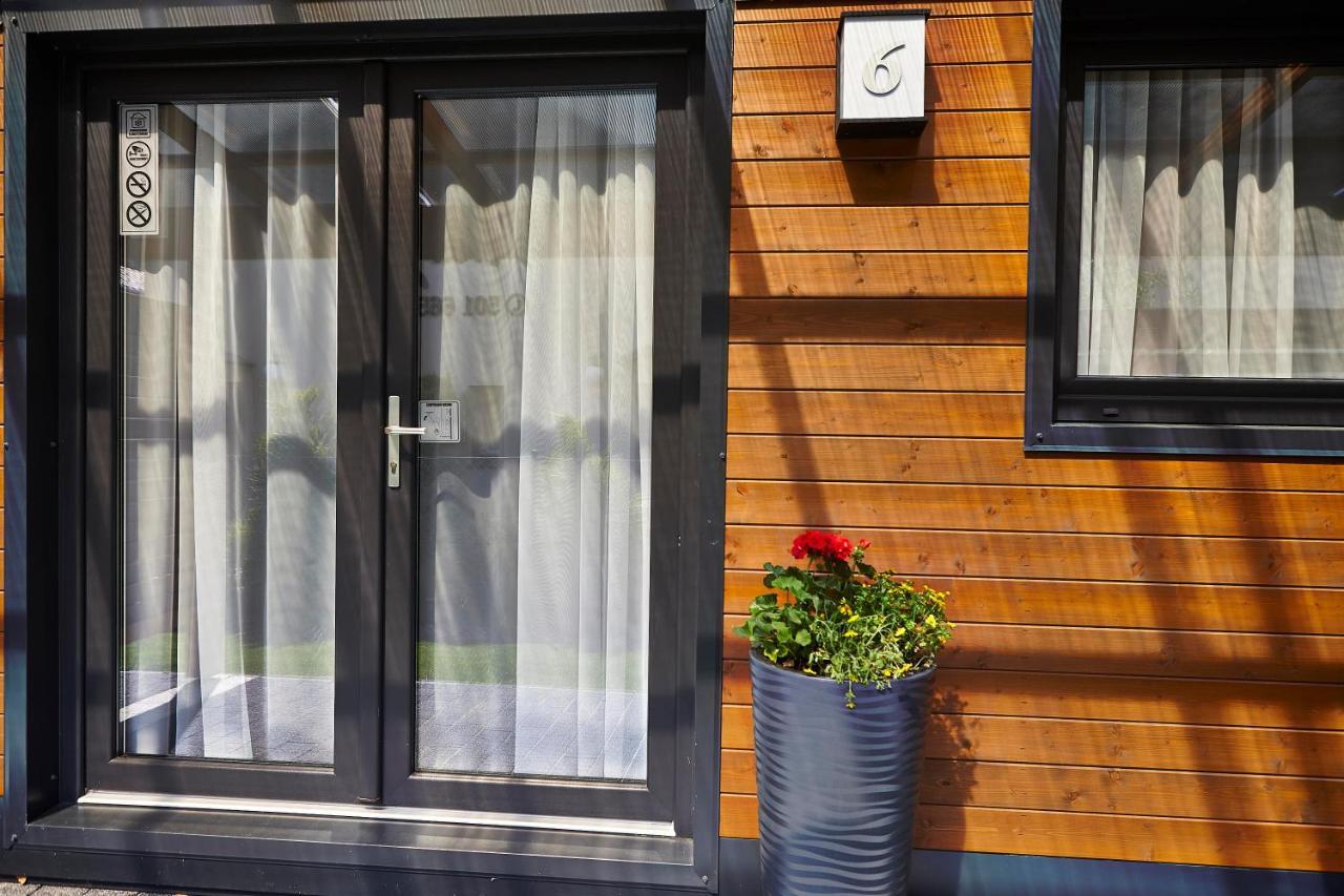 House Family Hotel Dabki Exterior photo